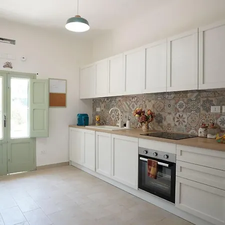 Delia In Campagna مونوبولي