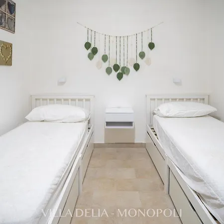 Delia In Campagna * مونوبولي